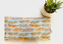 Charger l&#39;image dans la galerie, Sac réconfortant super size PLUME SABLE
