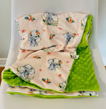 Charger l&#39;image dans la galerie, Doudou extra douce ÉLÉPHANT ROSE MINKY VERT
