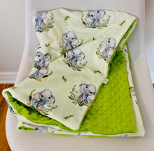 Charger l&#39;image dans la galerie, Doudou extra douce ÉLÉPHANT VERT MINKY VERT
