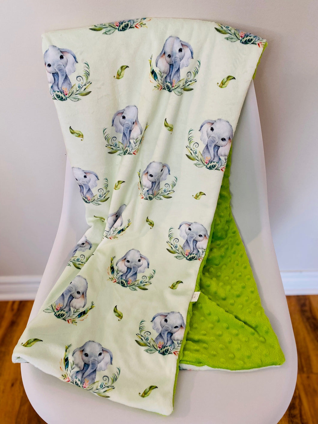 Doudou extra douce ÉLÉPHANT VERT MINKY VERT