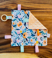 Doudou étiquette FLEURAL SAUMON PASTEL