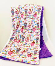 Charger l&#39;image dans la galerie, Doudou extra douce PRINCESSE
